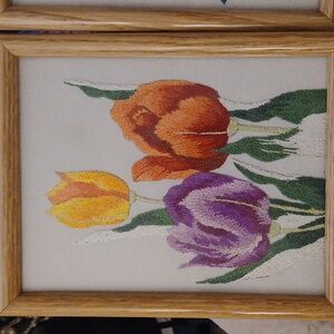 Floral Embroidered Crewel Wall Art. 10x 8".